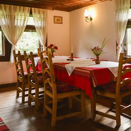 Strannopriemnitsa Guest house Bozhentsi